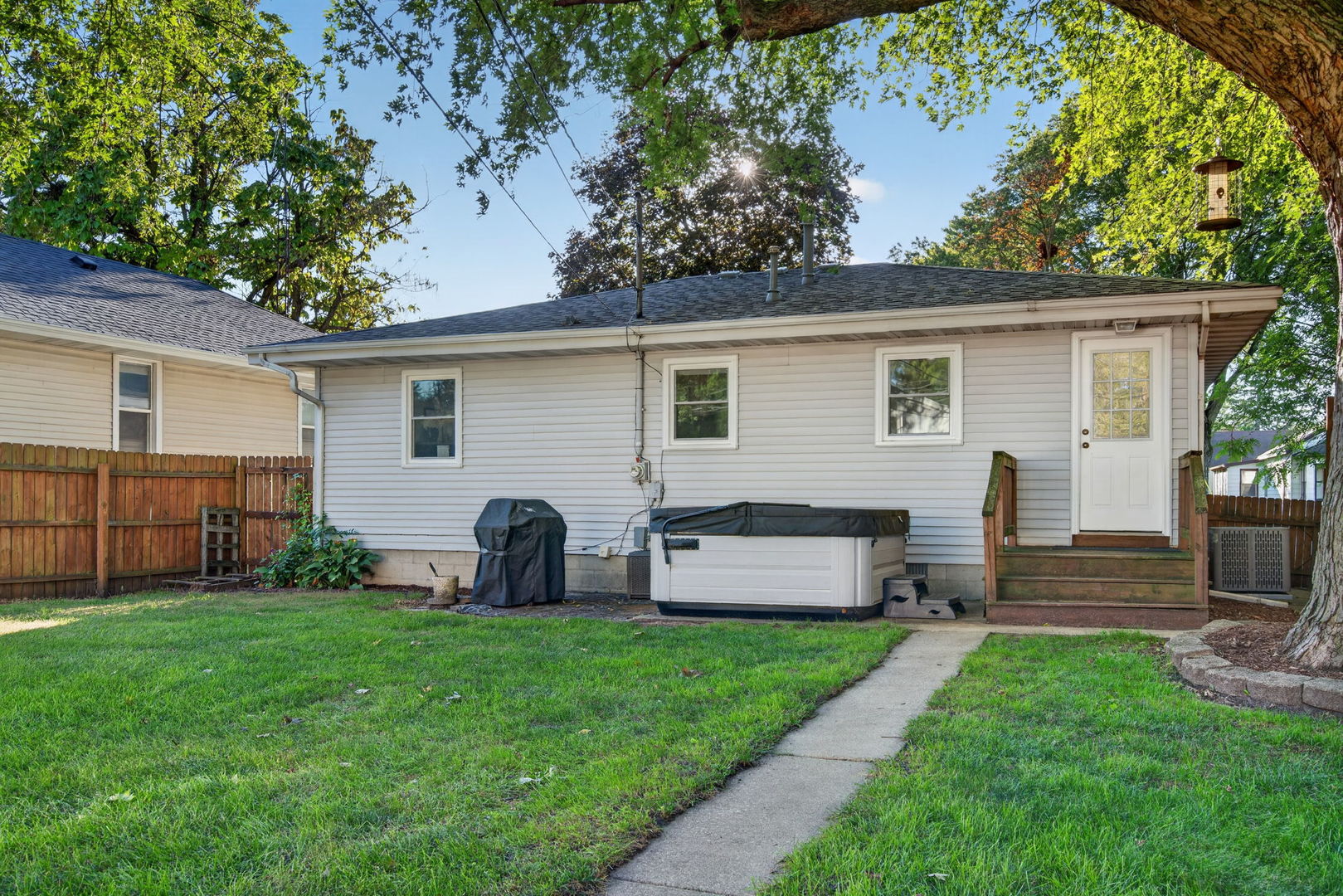 335 S Mazon Street Property Photo 26