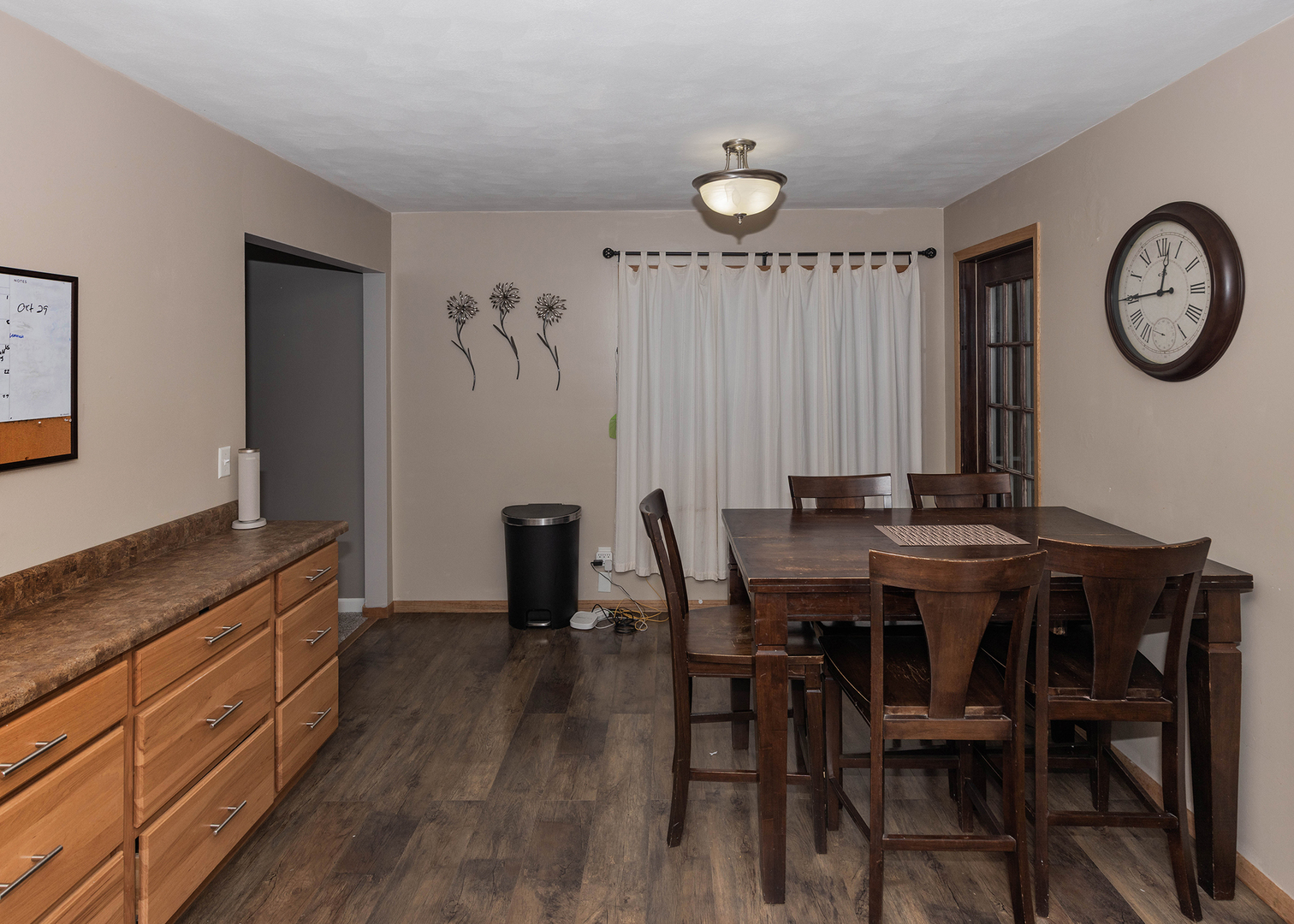 2715 8th Street Property Photo 7