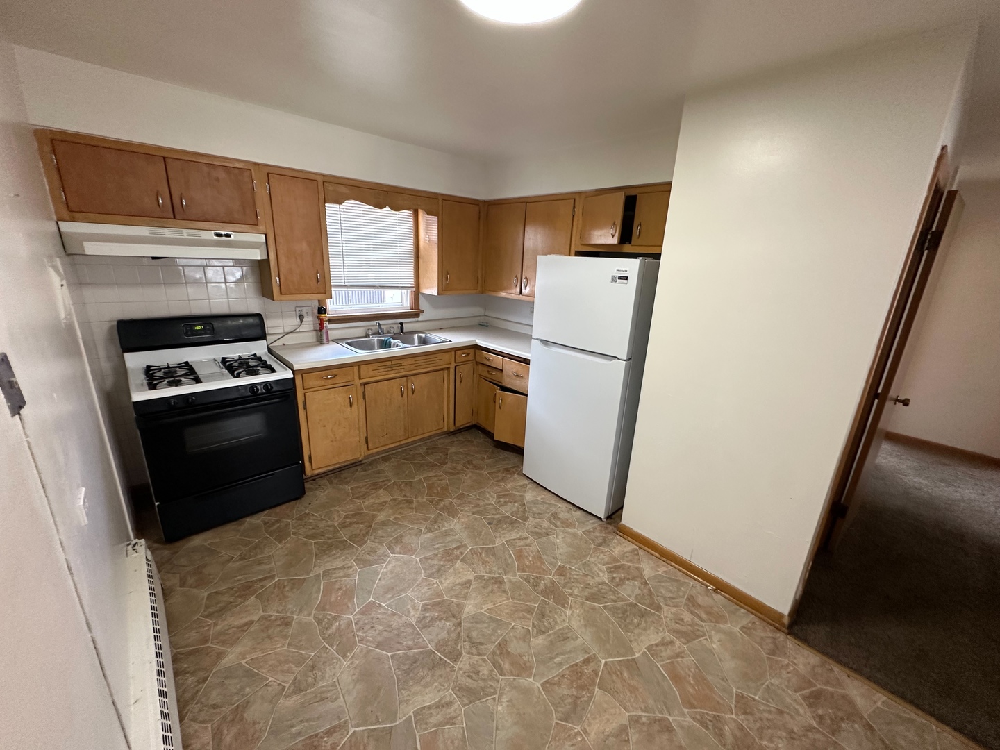 17933 Torrence Avenue Property Photo 3
