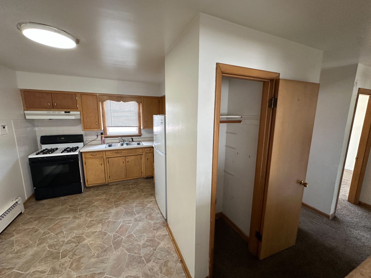 17933 Torrence Avenue Property Photo 6