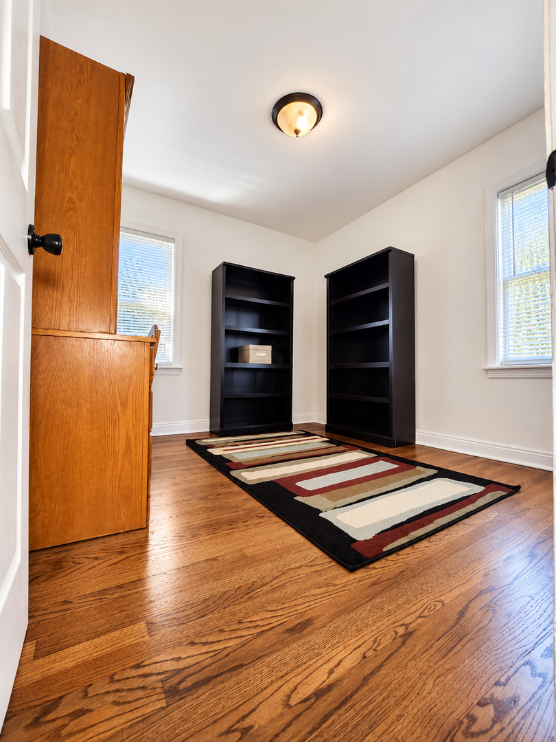 11346 S Avenue G Street Property Photo 5