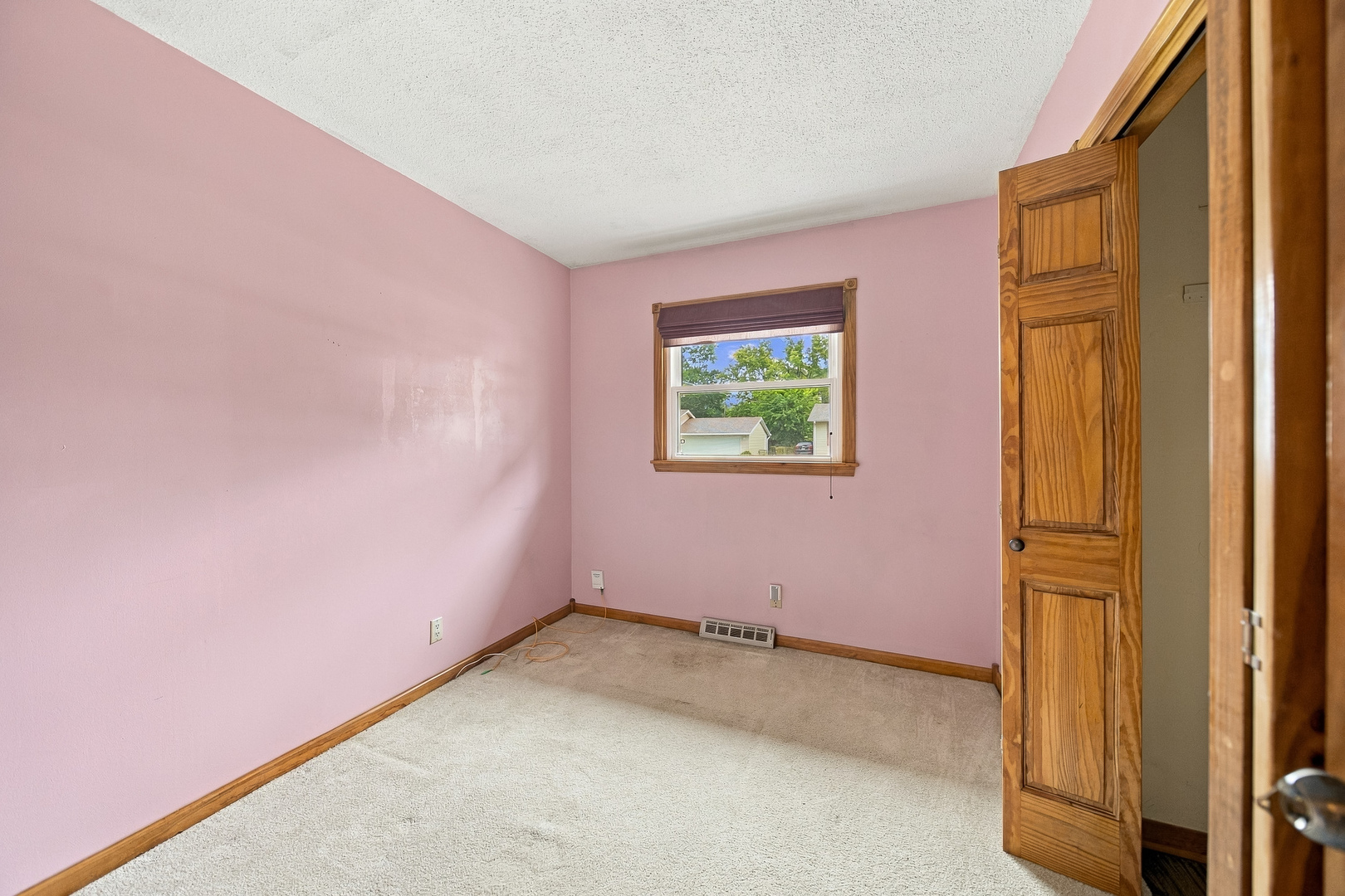 2730 N Gayman Avenue Property Photo 19