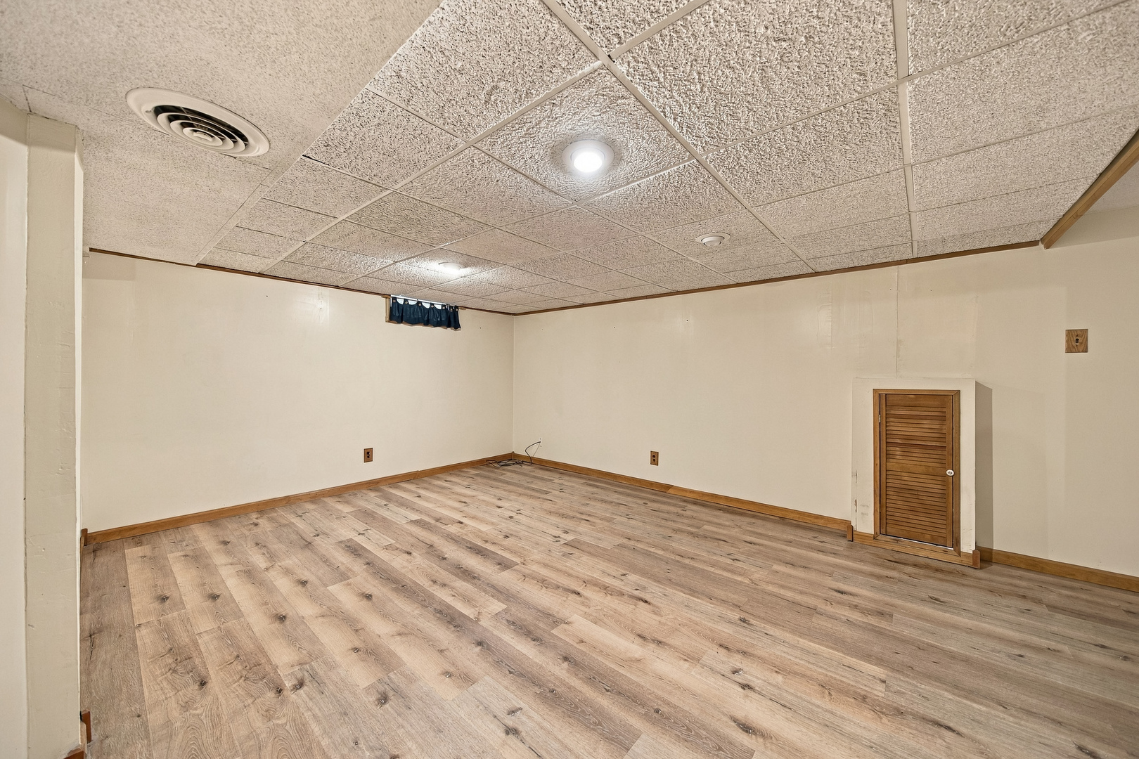 2730 N Gayman Avenue Property Photo 21