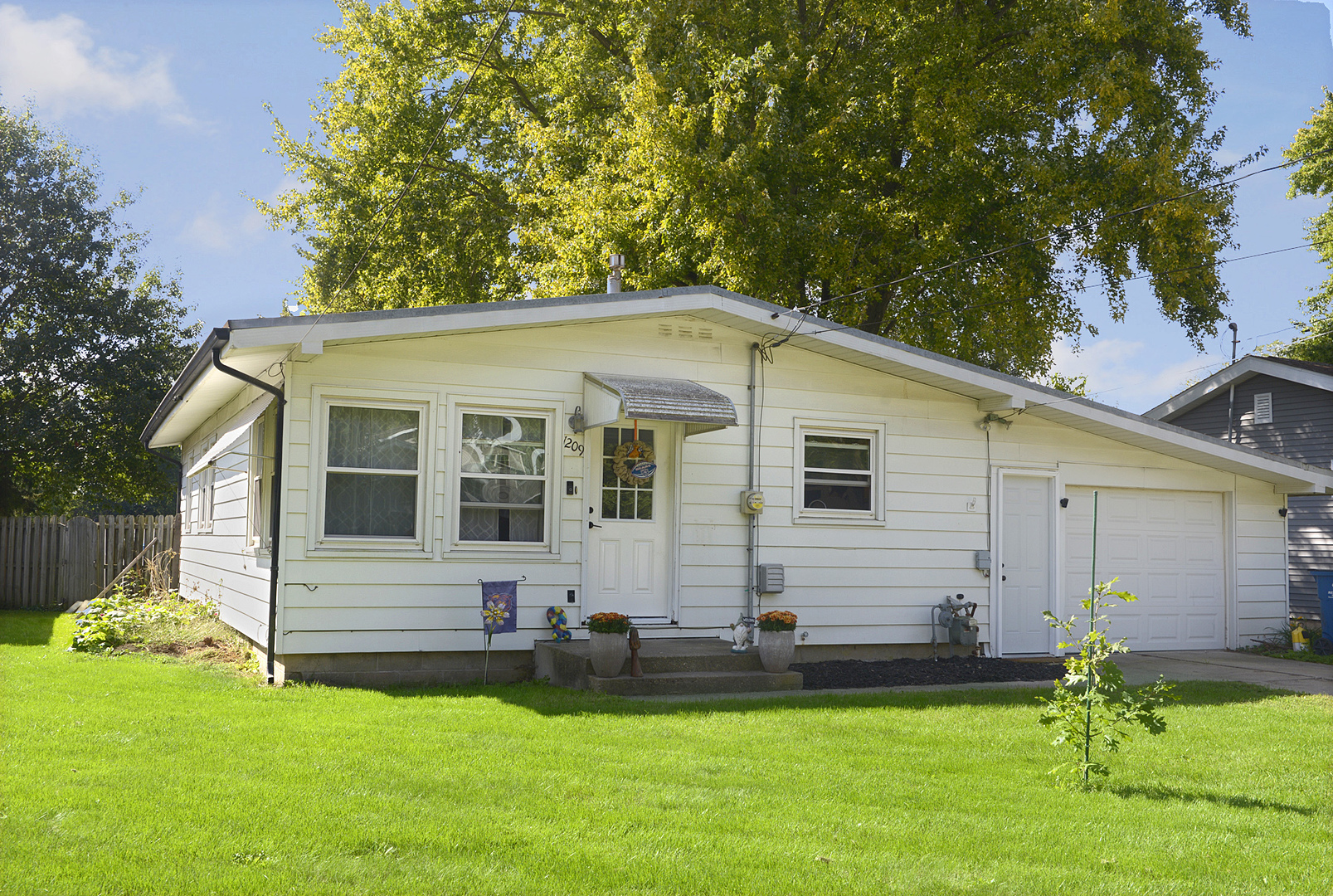 1209 Retz Drive Property Photo 1