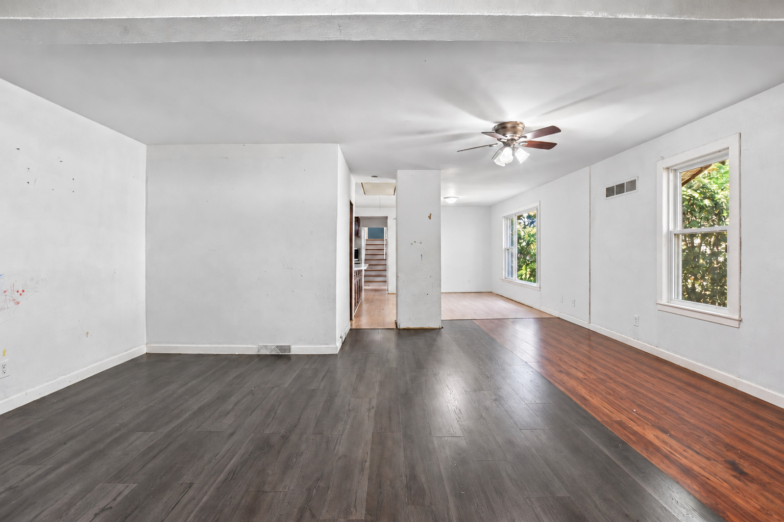 14938 Millard Avenue Property Photo 7