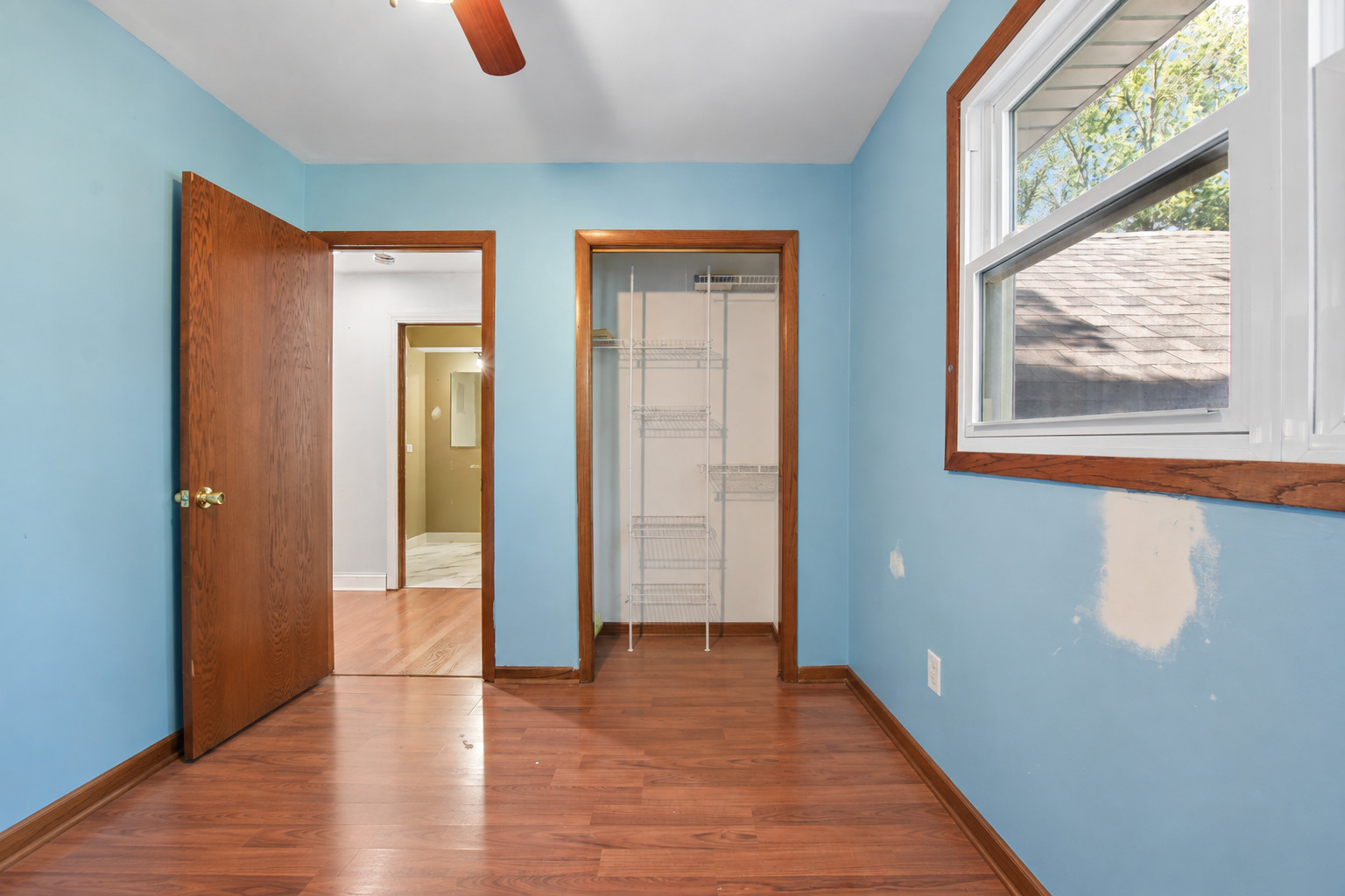 14938 Millard Avenue Property Photo 28