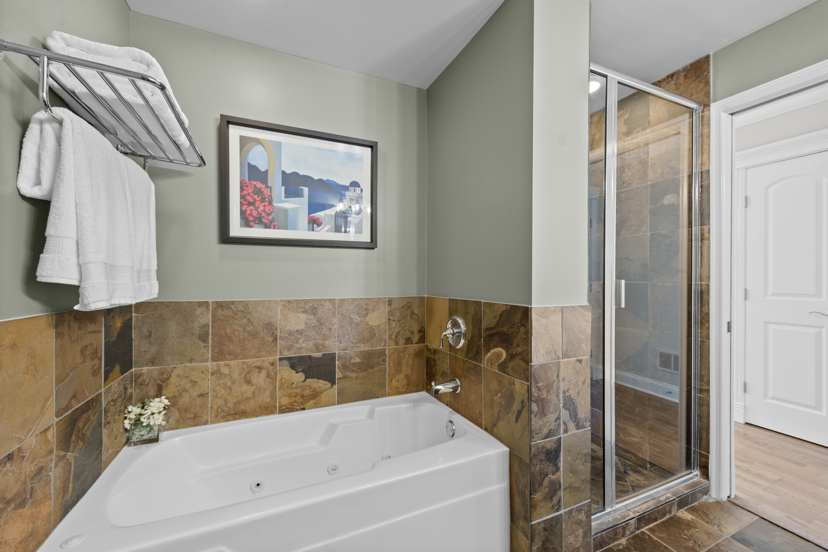 1921 W Diversey Parkway 402 Property Photo 13