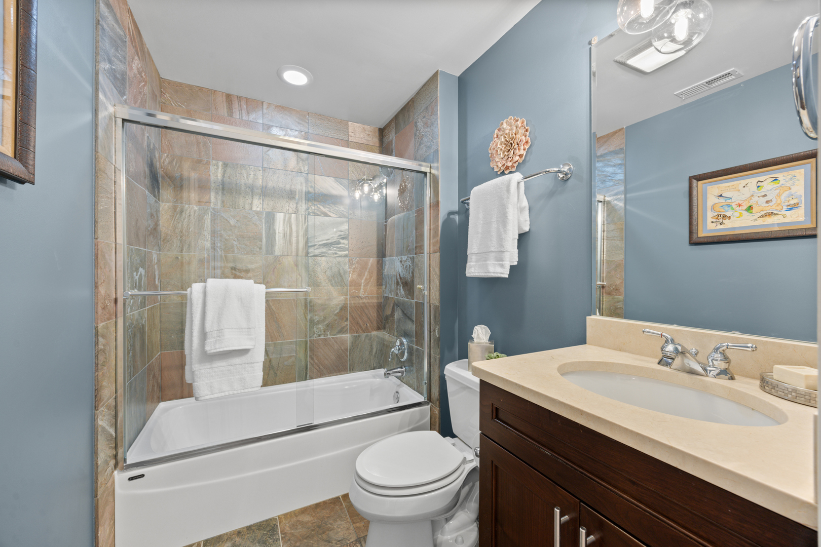 1921 W Diversey Parkway 402 Property Photo 16