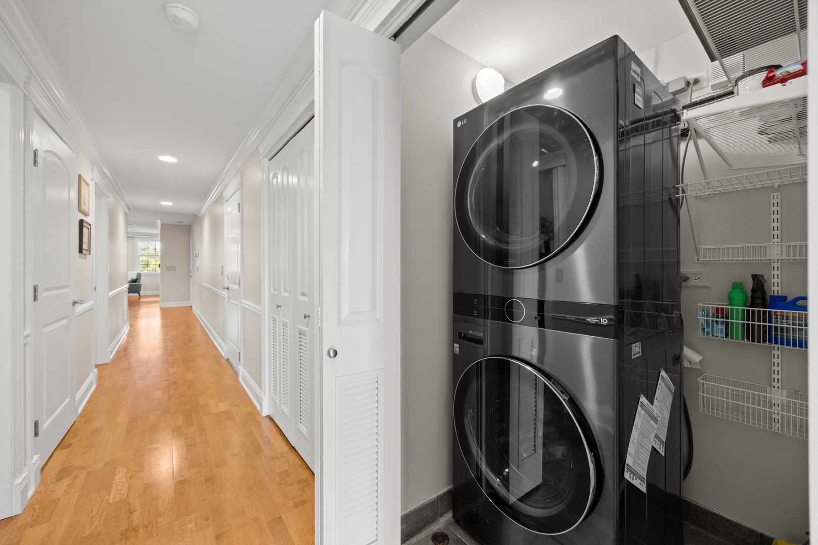 1921 W Diversey Parkway 402 Property Photo 17