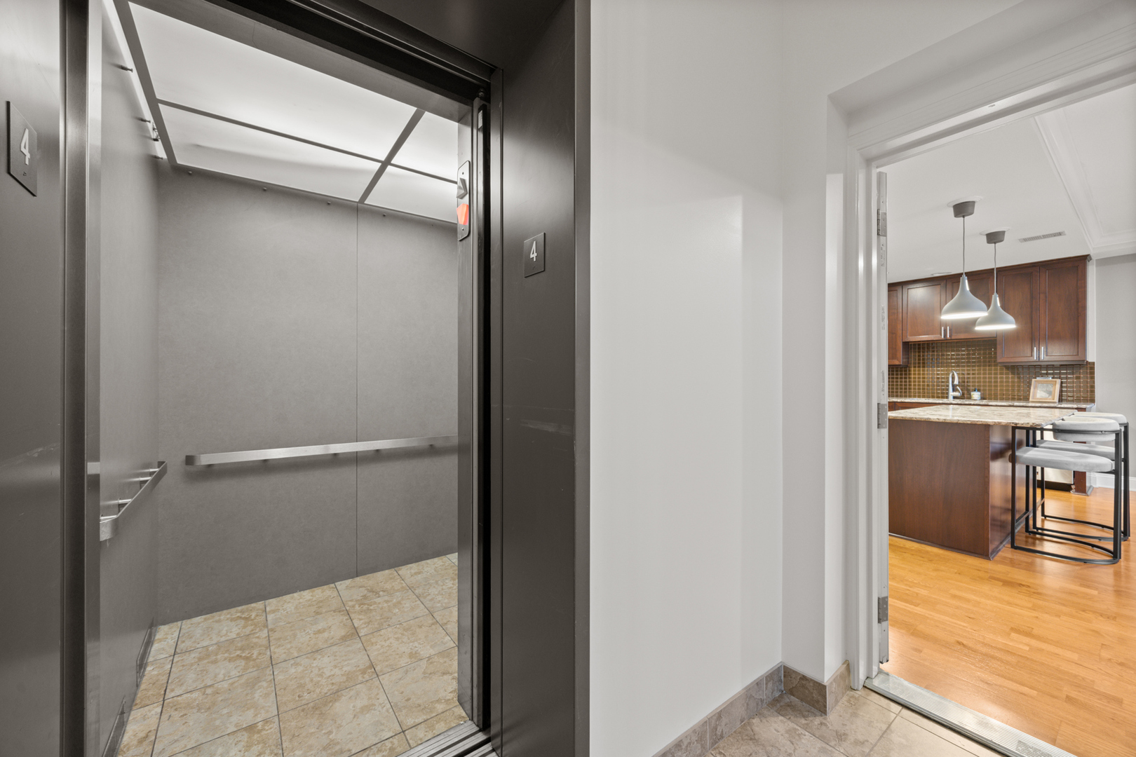 1921 W Diversey Parkway 402 Property Photo 18