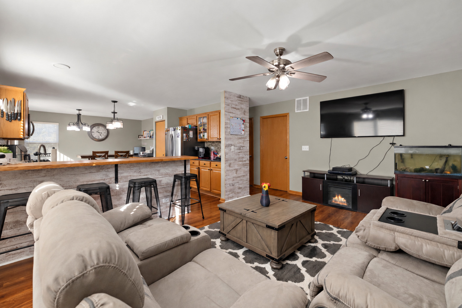 1134 Spinnaker Street Property Photo 15