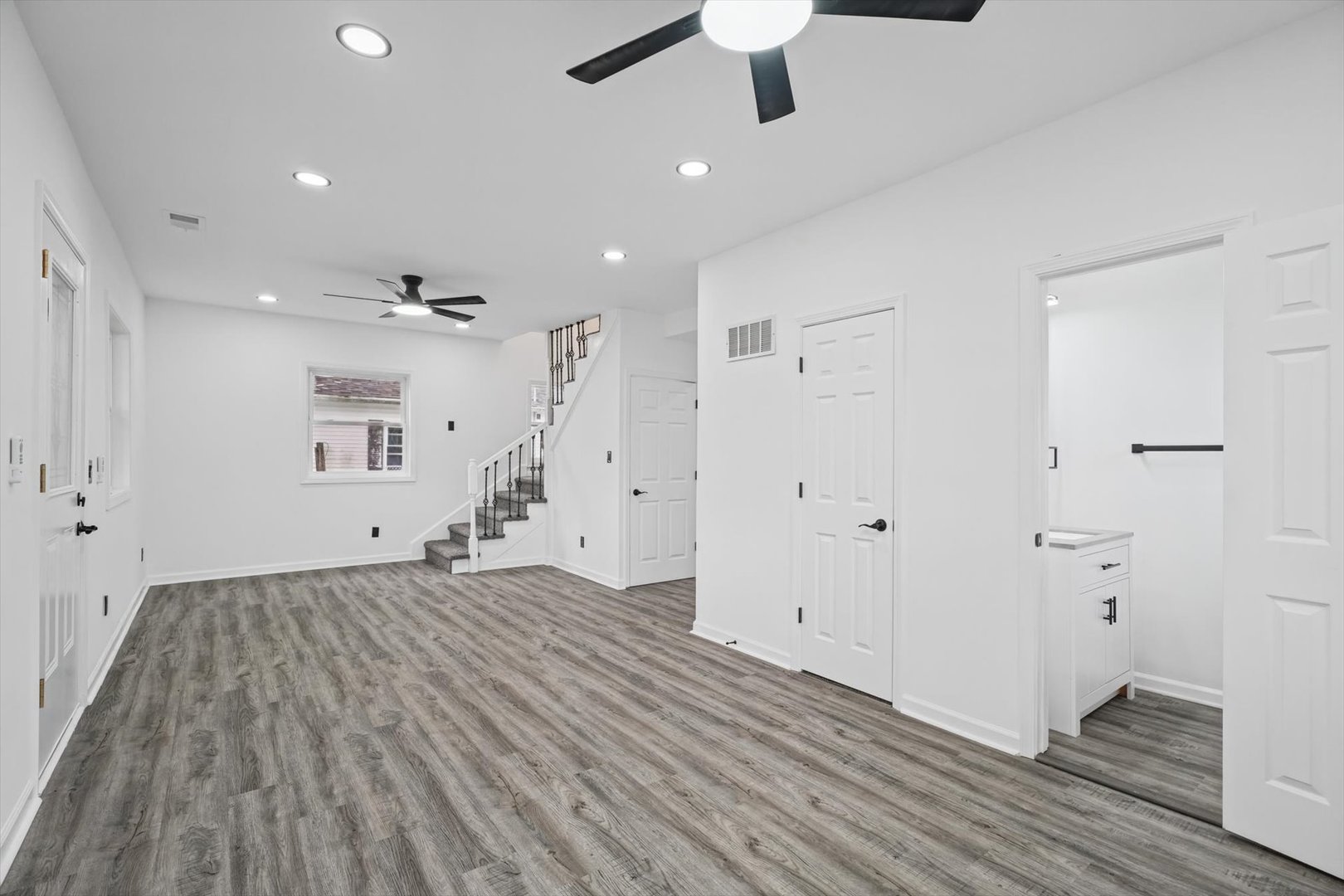 112 N Pearl Street Property Photo 7