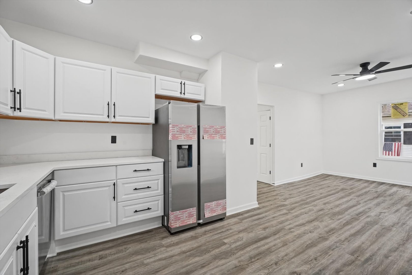 112 N Pearl Street Property Photo 16