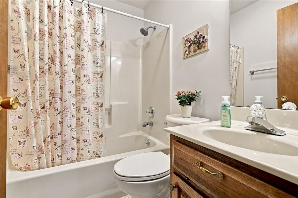 113 Manor Circle Property Photo 38