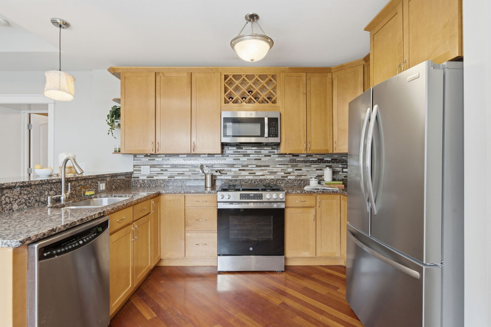 2700 W Cortland Avenue G Property Photo 10