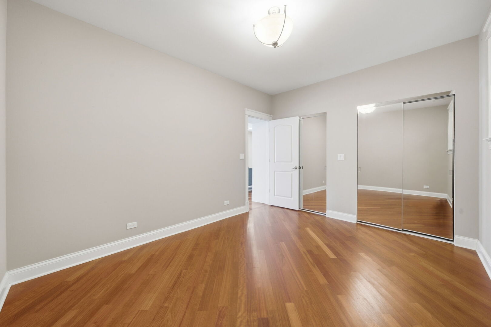 2700 W Cortland Avenue G Property Photo 19