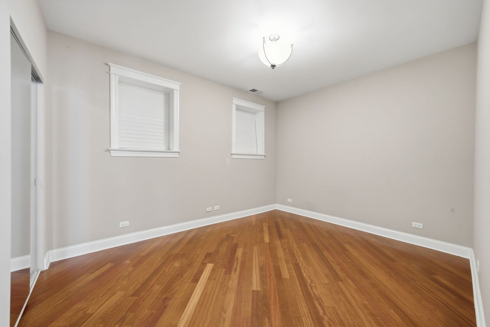 2700 W Cortland Avenue G Property Photo 20