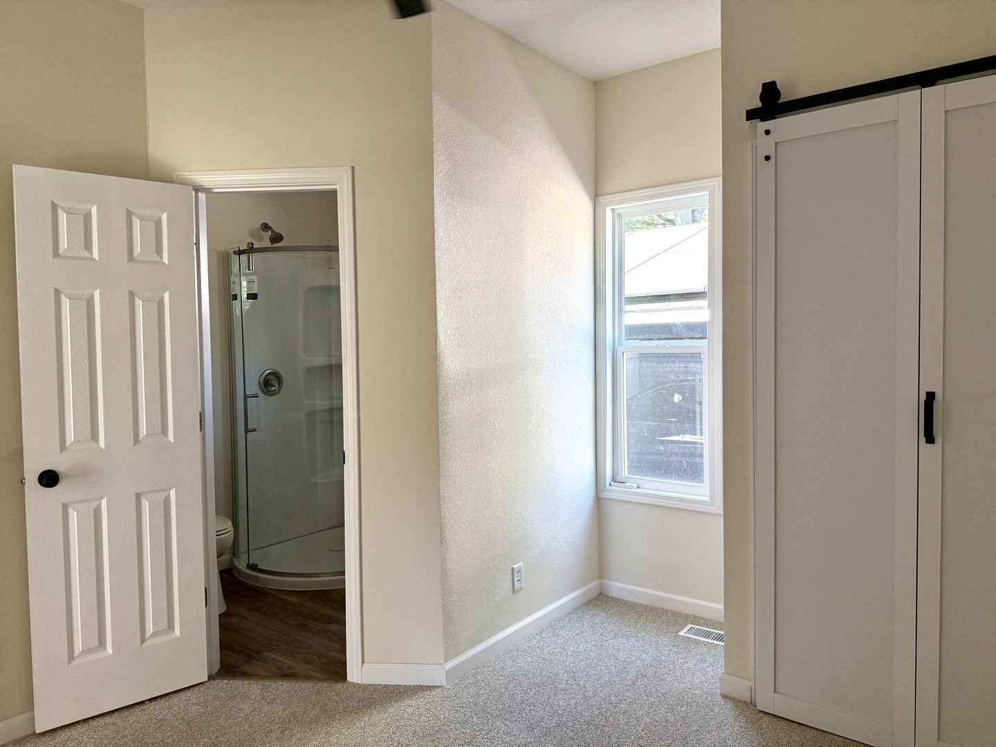 810 N Monroe Street Property Photo 12