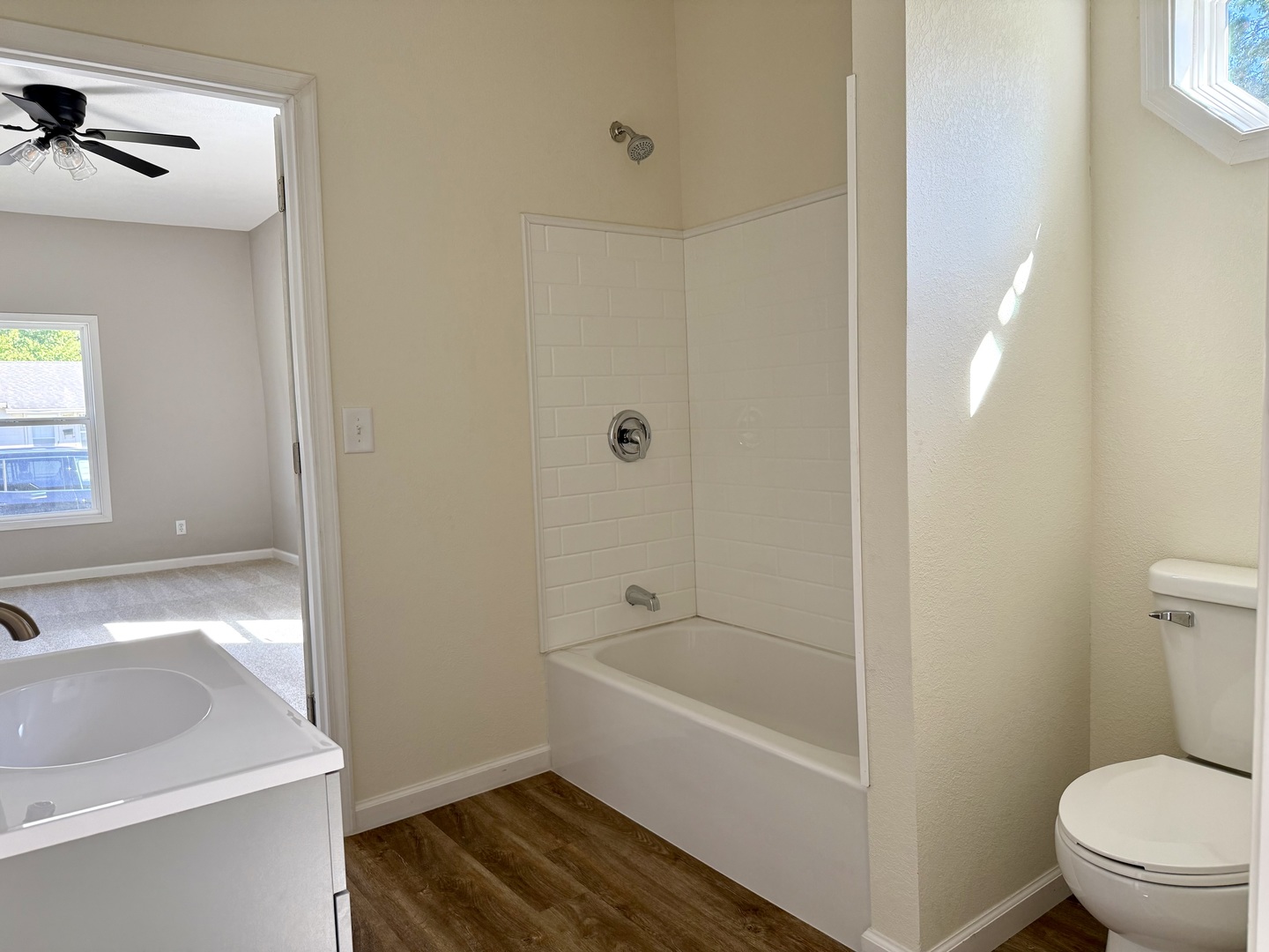 810 N Monroe Street Property Photo 15