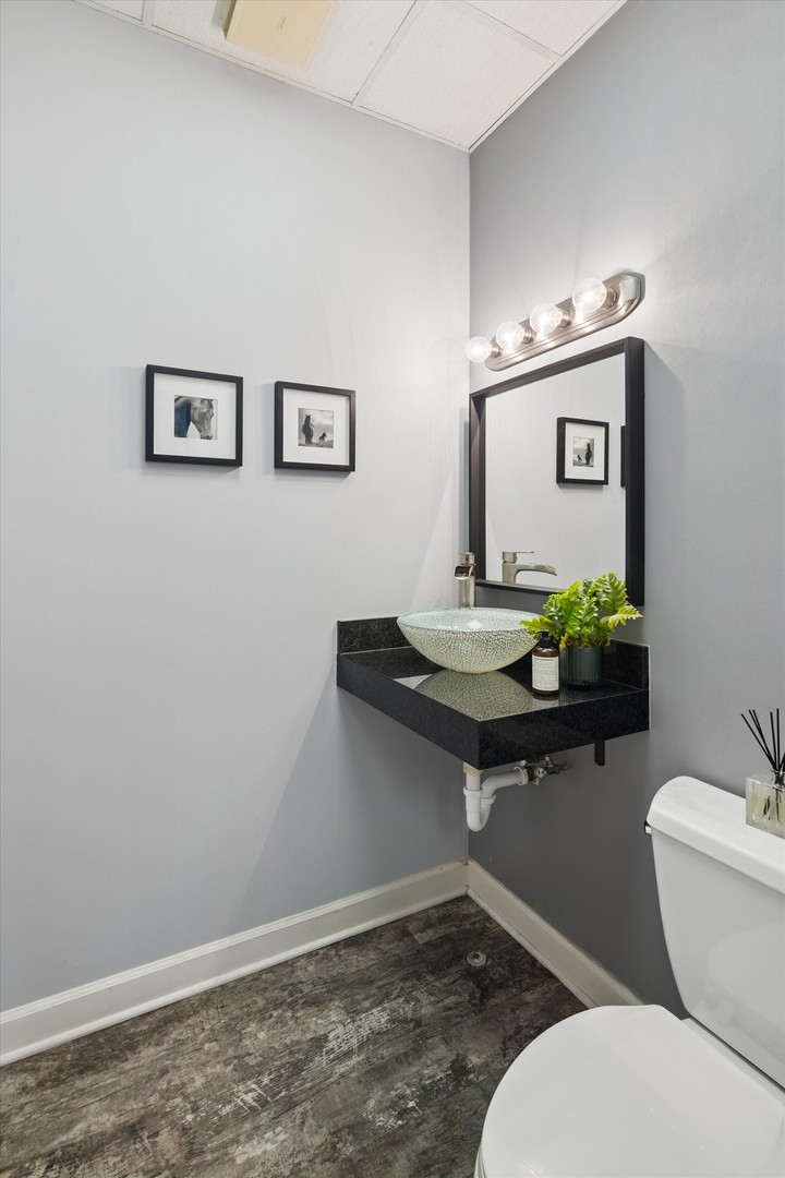 111 N Wabash Avenue 1216 Property Photo 10
