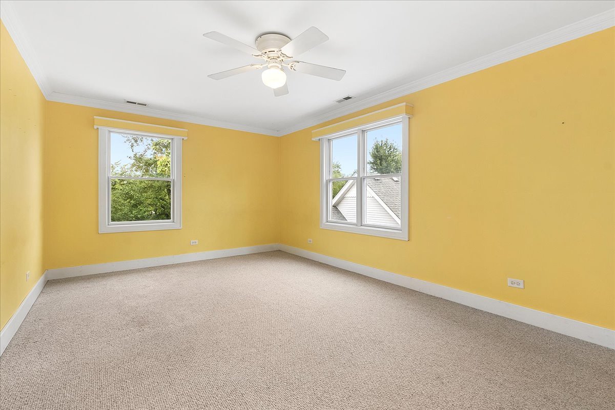 17627 S 65th Avenue Property Photo 18