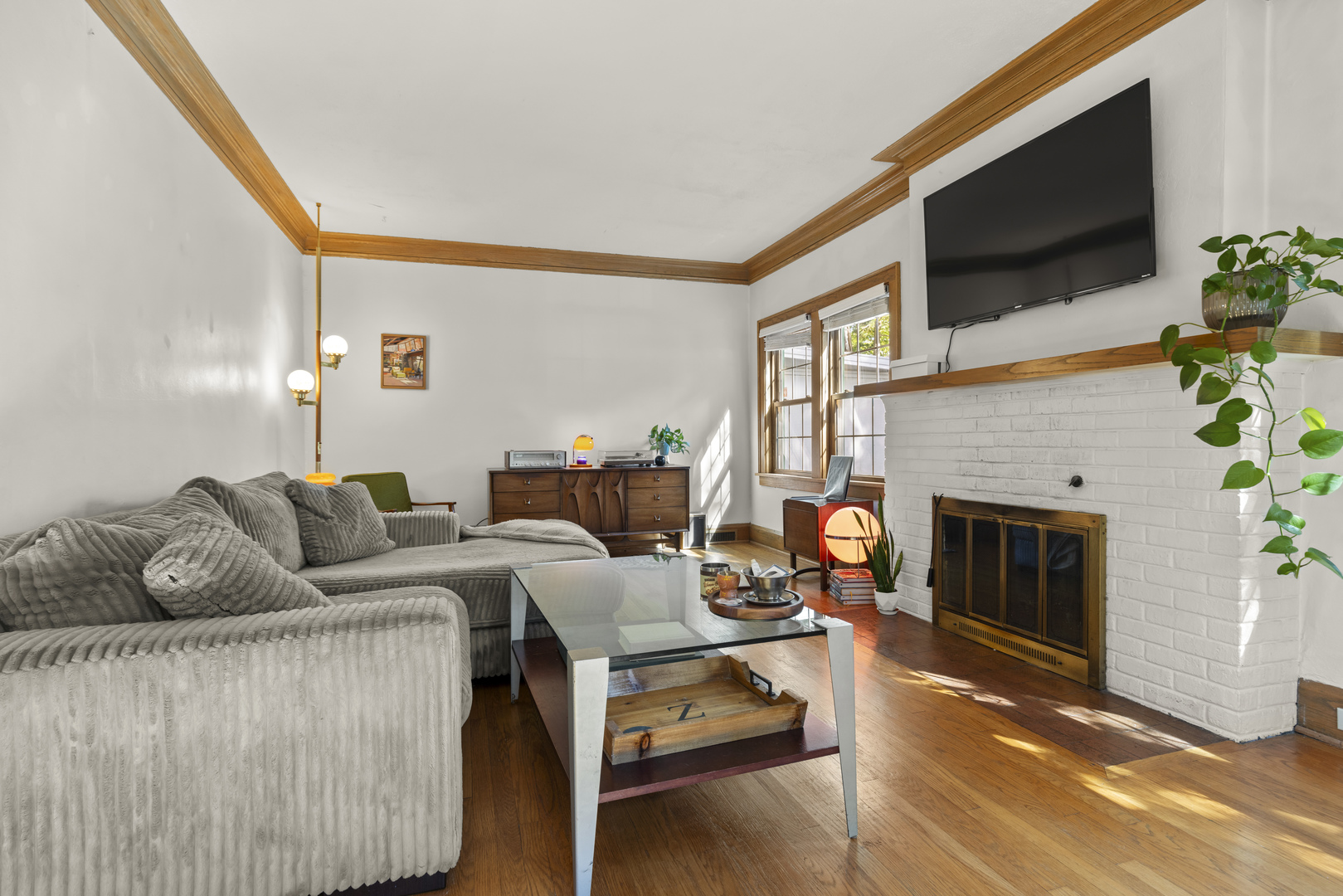 1842 Crosby Property Photo 4