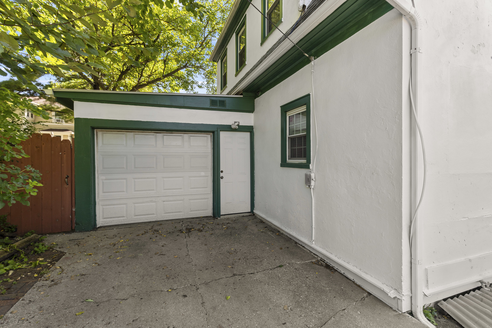 1842 Crosby Property Photo 17