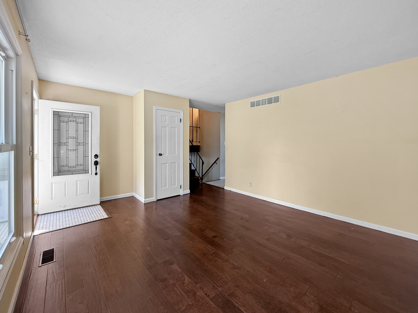 919 North Drive Property Photo 3
