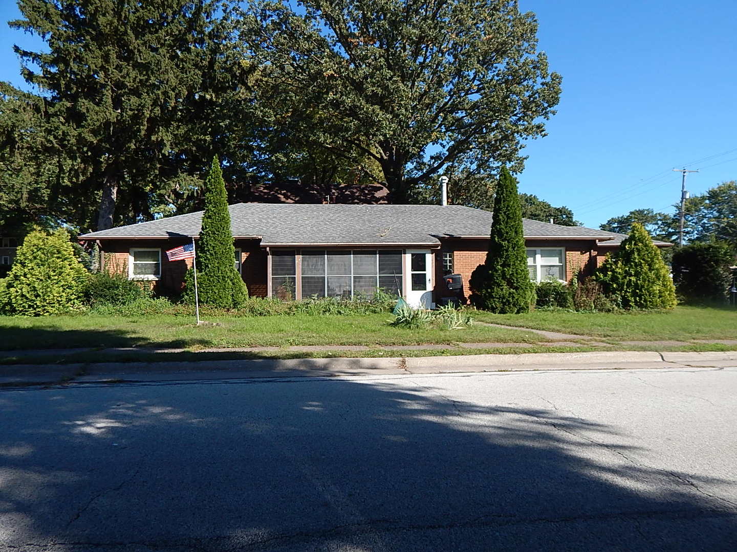 433 8th Street Property Photo 1