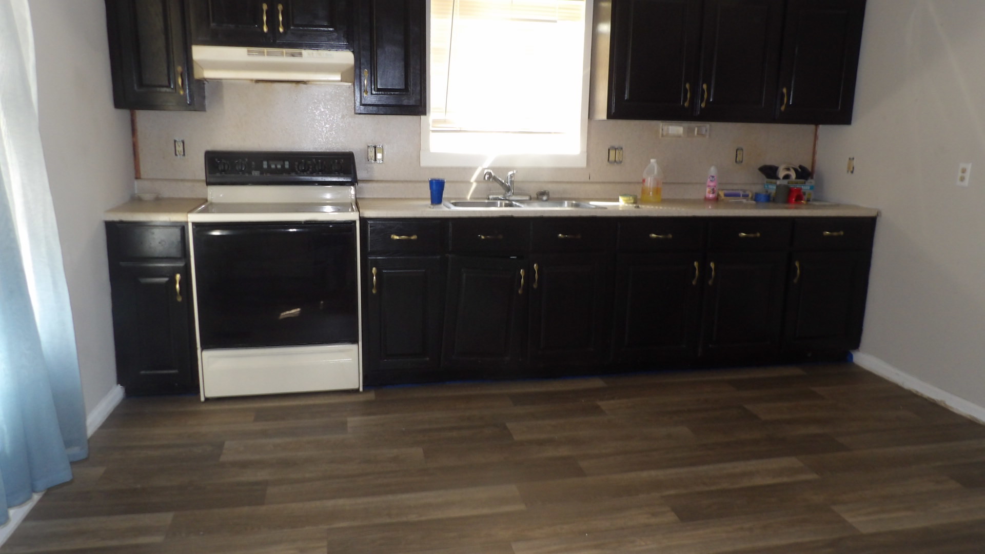 1114 S Mckinley Street Property Photo 4