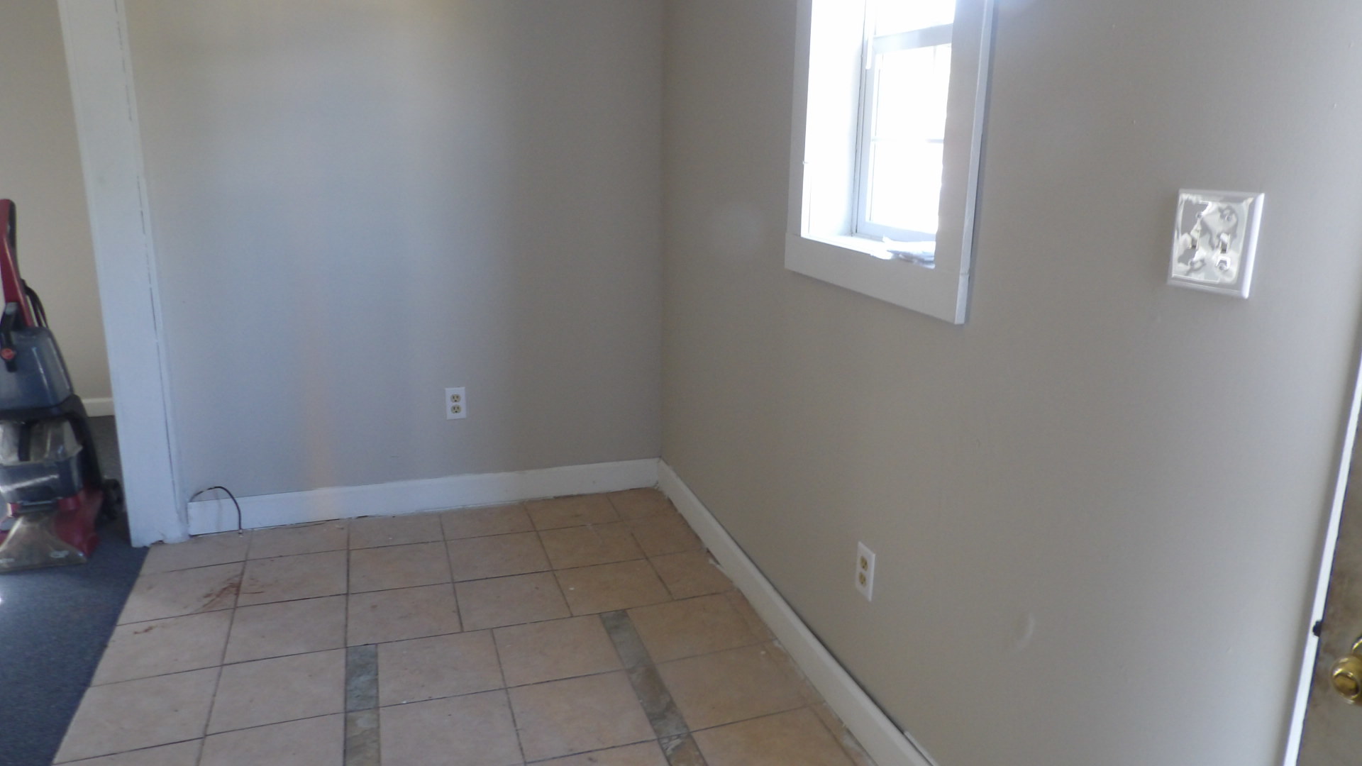1114 S Mckinley Street Property Photo 7