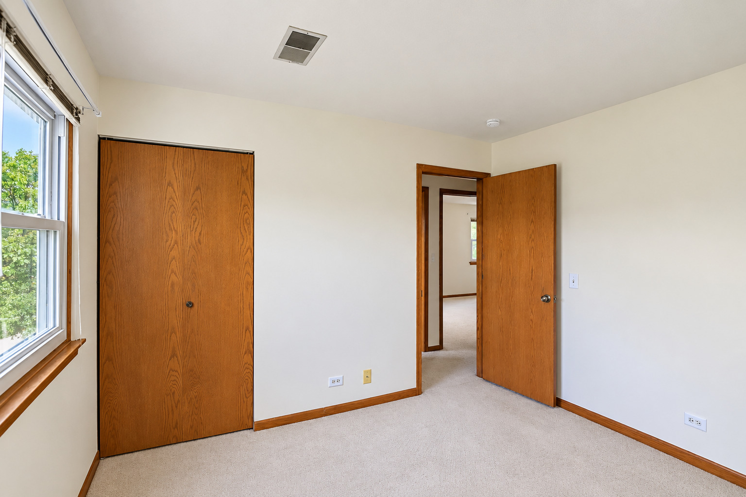 106 Stirling Lane Z2 Property Photo 9