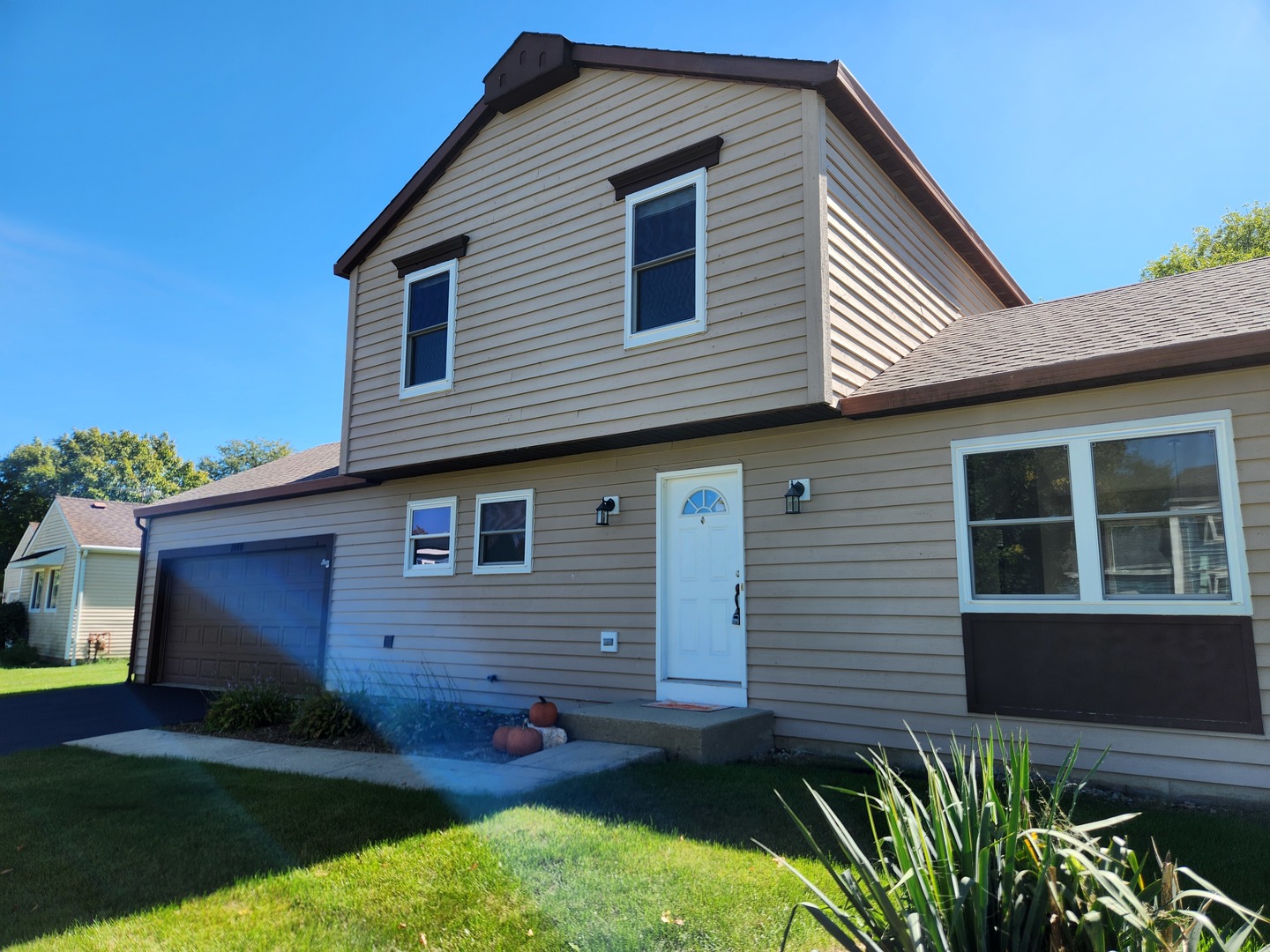 1440 Carleton Avenue Property Photo 1