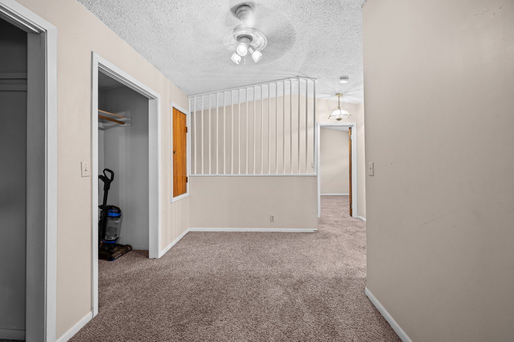 2844 5 1/2 Avenue Property Photo 16