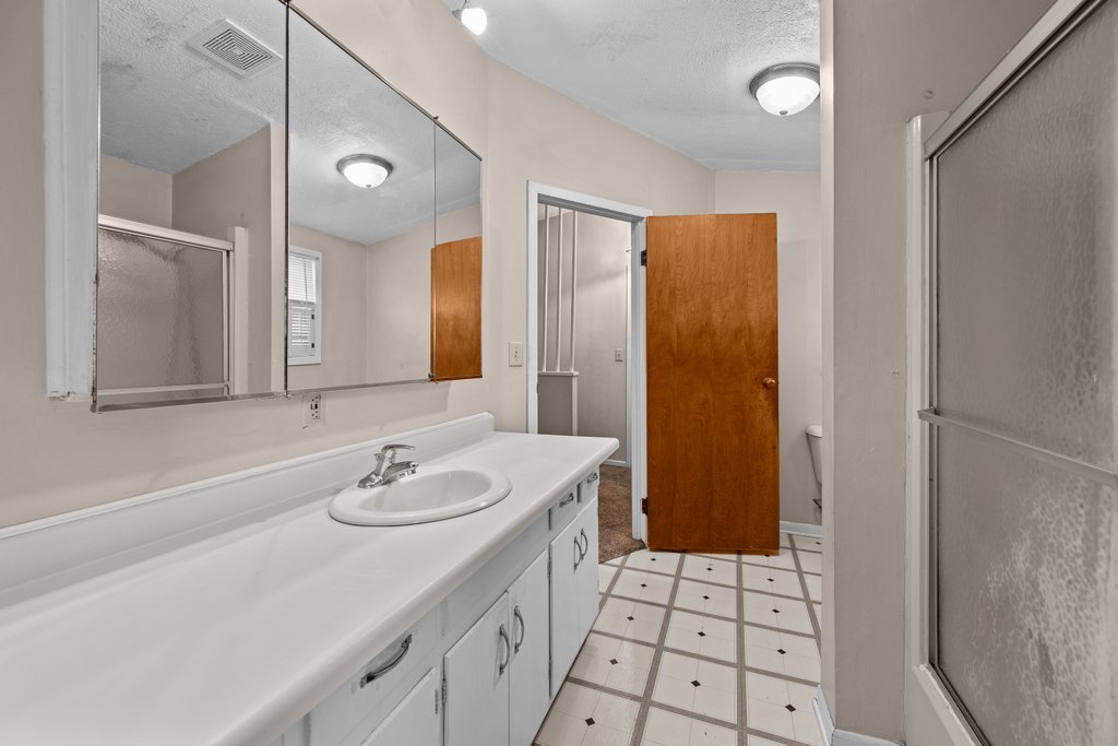 2844 5 1/2 Avenue Property Photo 20