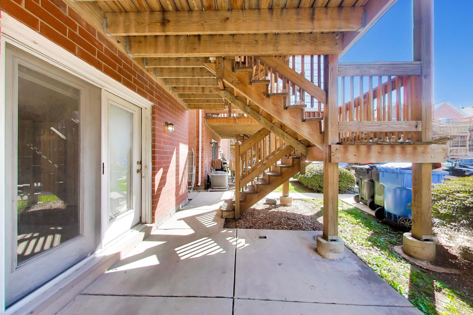 651 W Division Street A Property Photo 12