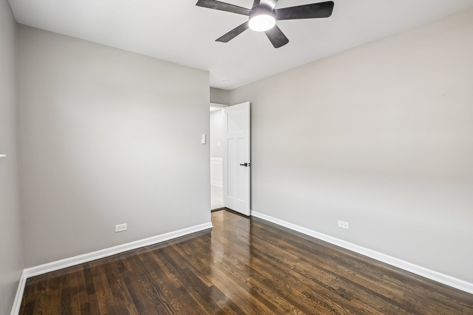 3827 W Hayford Street Property Photo 12