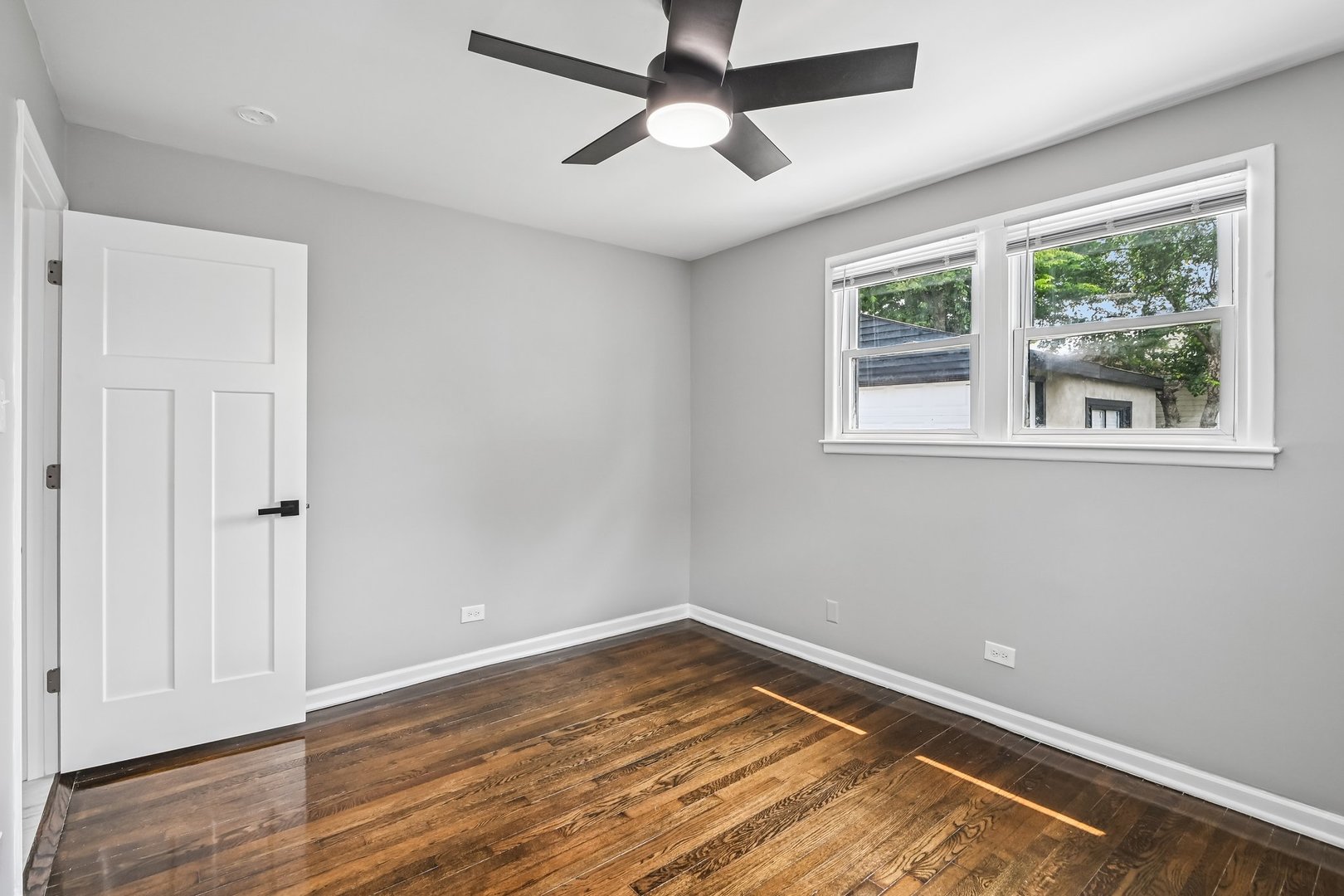 3827 W Hayford Street Property Photo 16