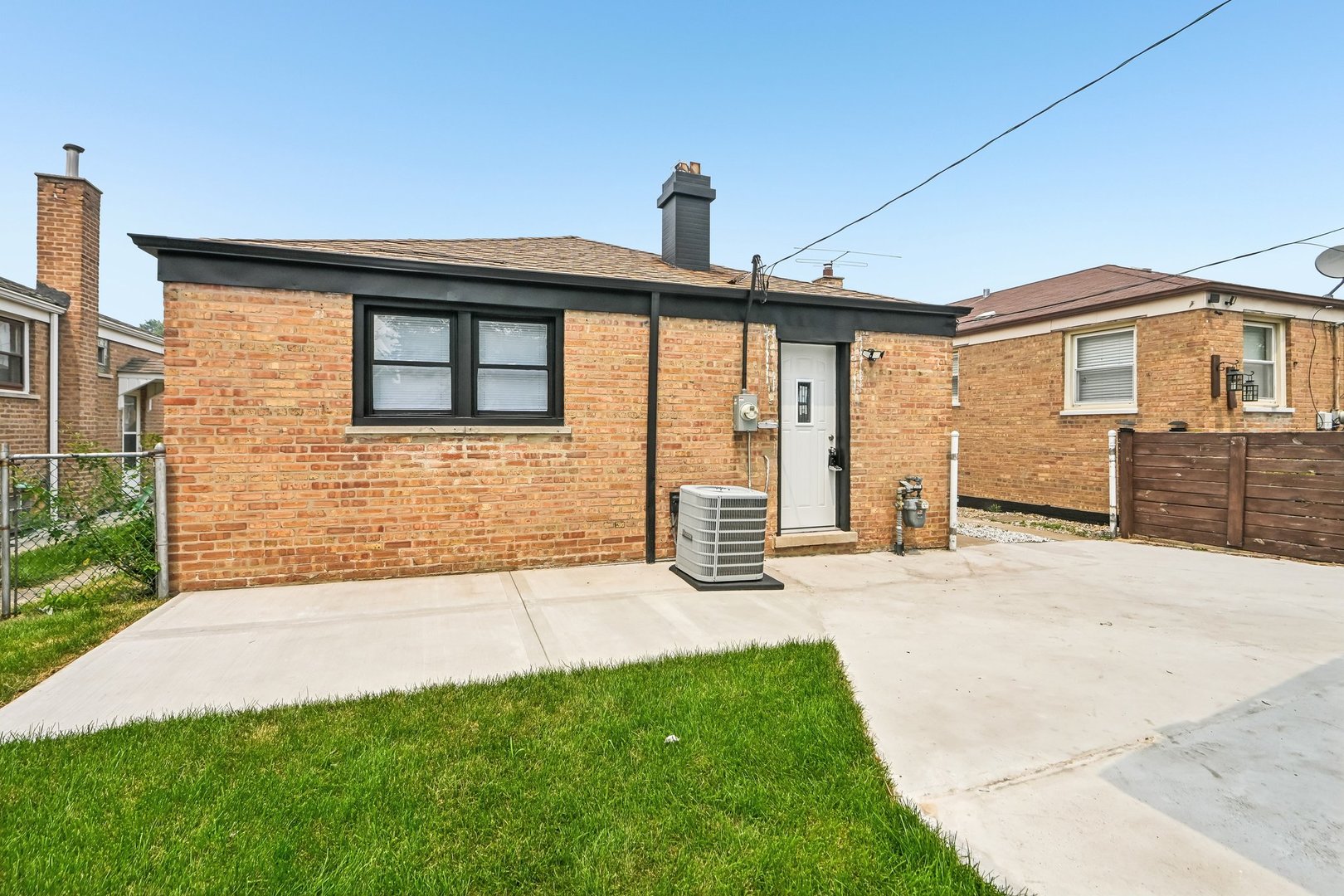 3827 W Hayford Street Property Photo 25