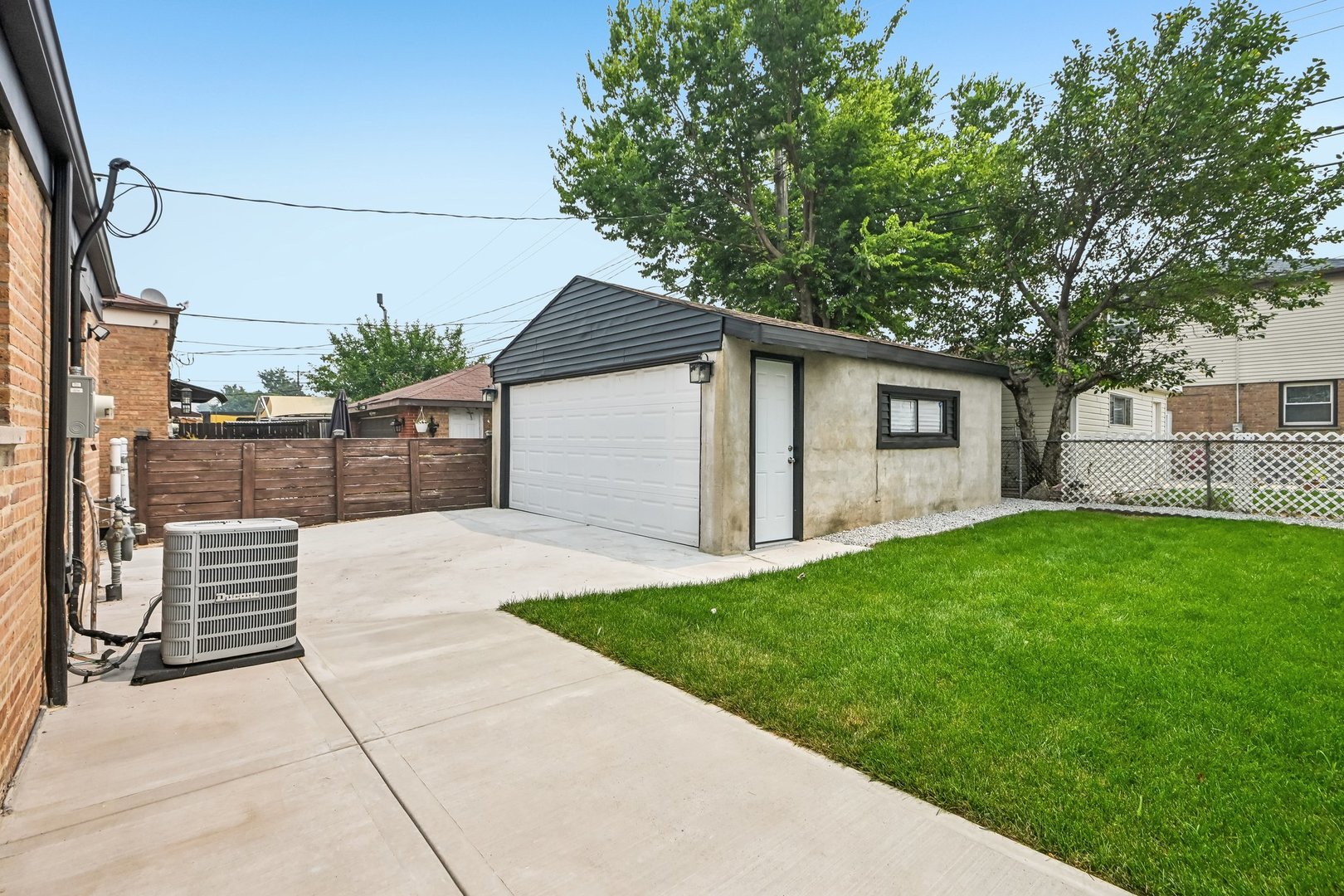 3827 W Hayford Street Property Photo 28