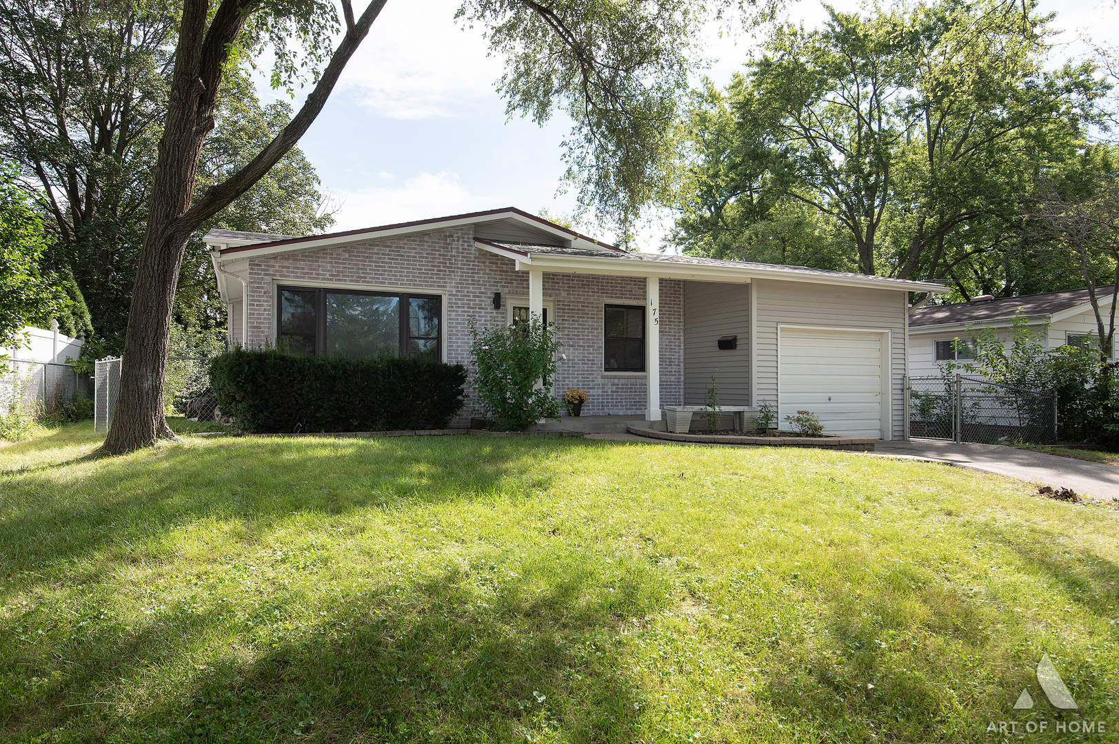 175 S Maple Street Property Photo 2