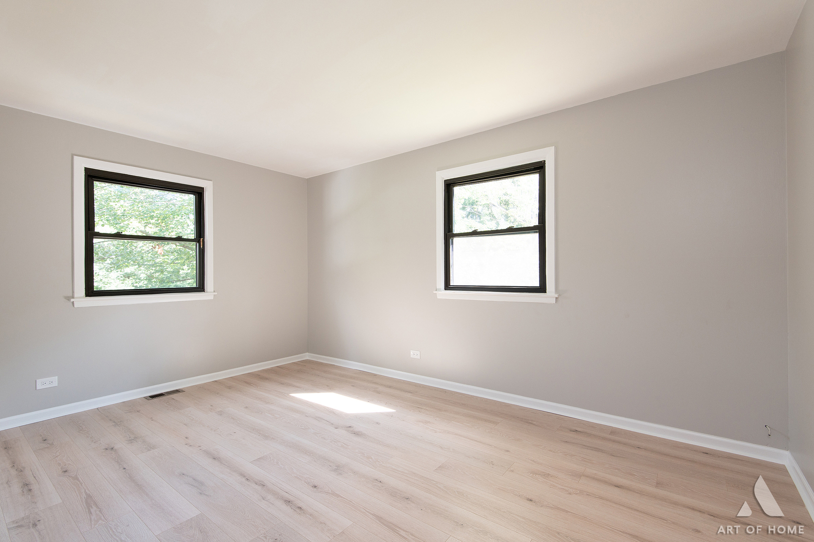 175 S Maple Street Property Photo 20