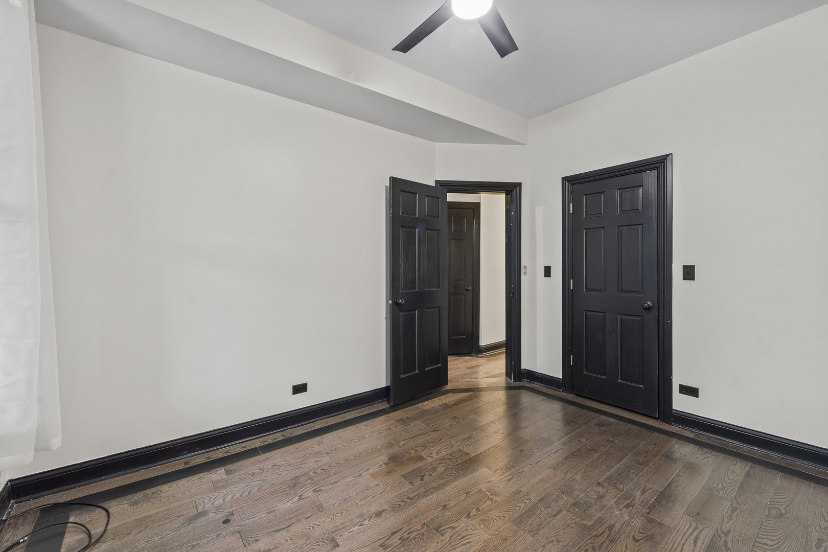 614 N Troy Street 2 Property Photo 21