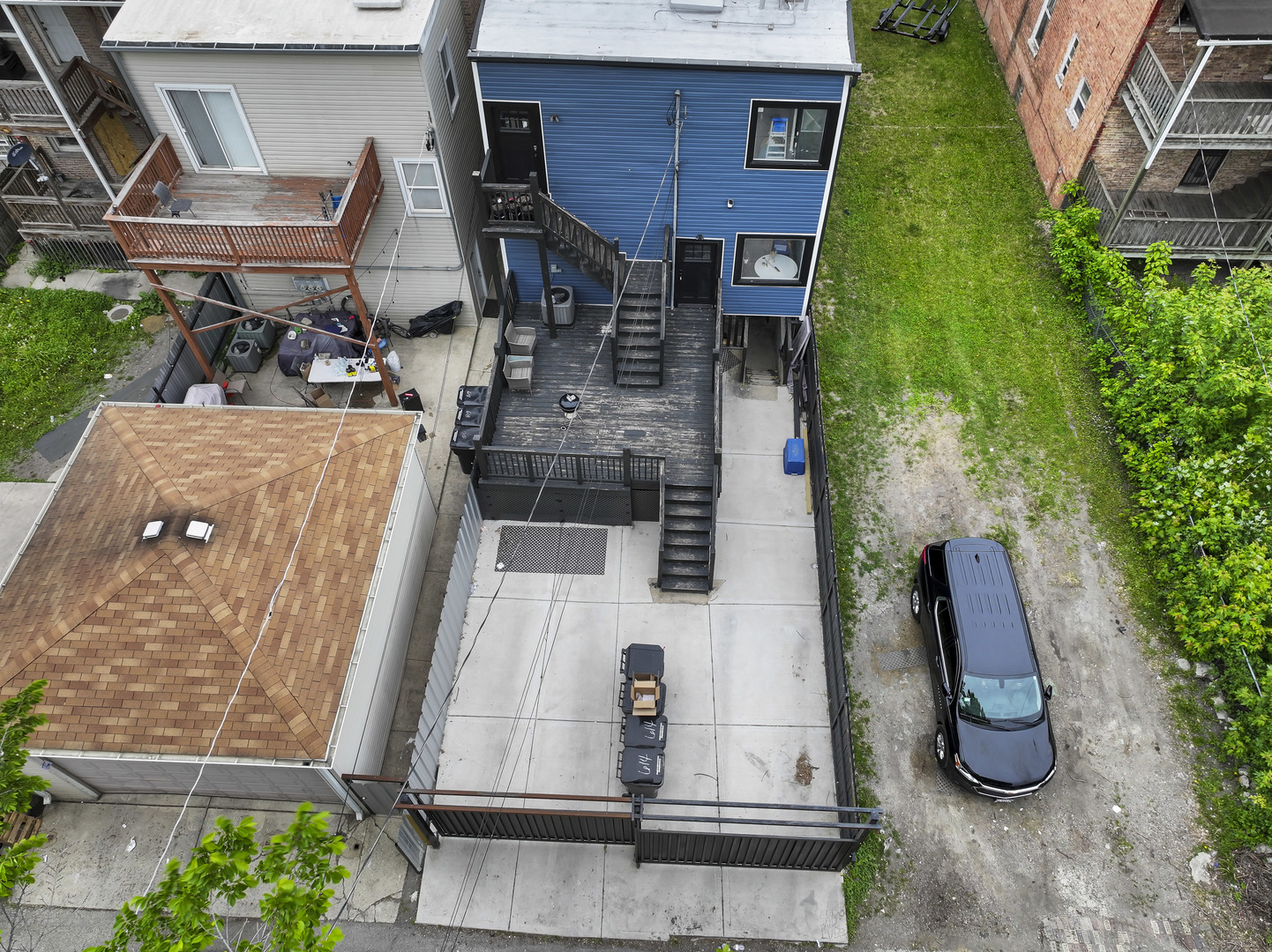 614 N Troy Street 2 Property Photo 27