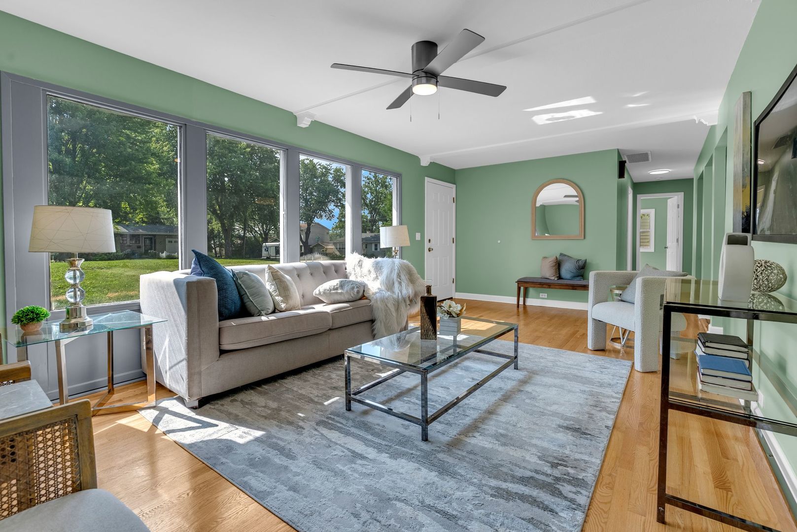 727 Skyline Drive Property Photo 6
