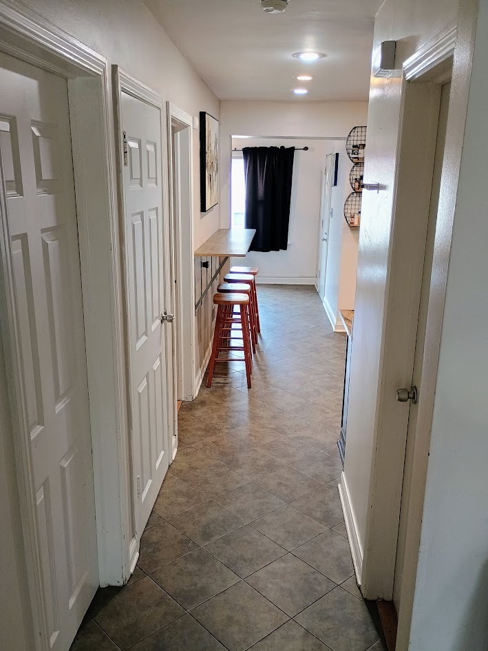 3905 N Odell Avenue Property Photo 4
