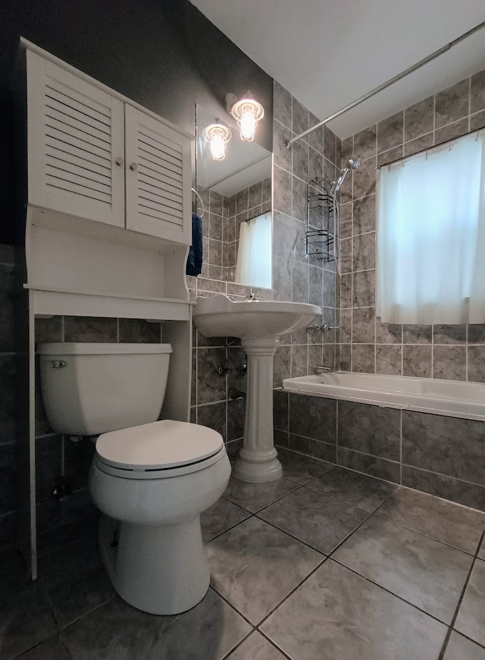 3905 N Odell Avenue Property Photo 11