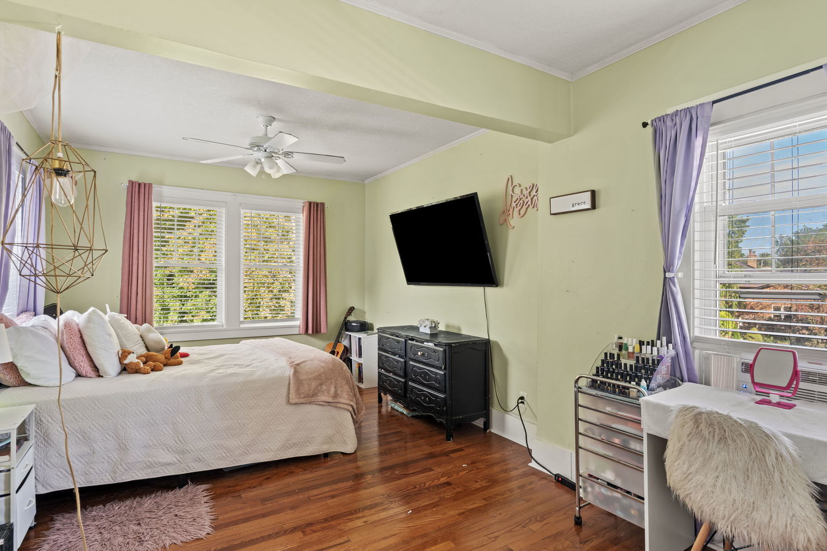 332 Forest Road Property Photo 24