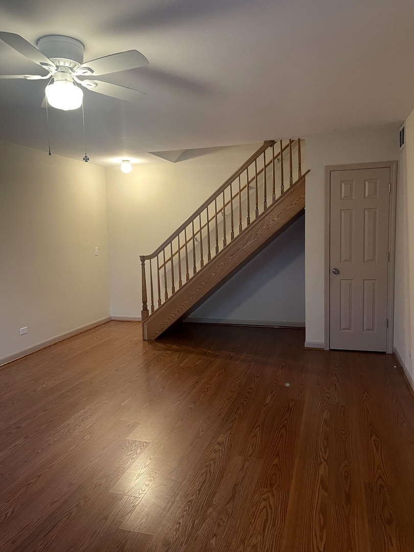 203 Emerson Court B Property Photo 5
