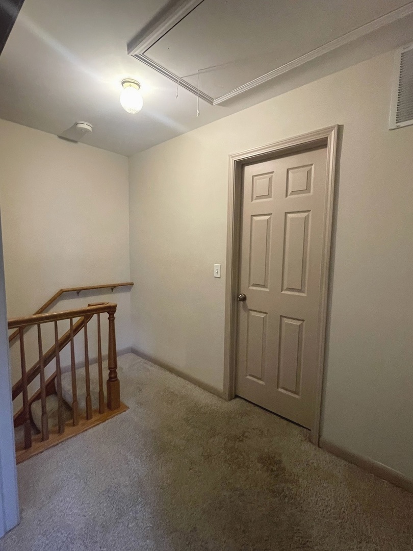 203 Emerson Court B Property Photo 19